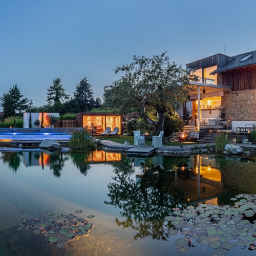 <h1 style="font-size: 20px; line-height: 0.8; margin: 20px 0;">Österreich – Steiermark</h1> <h1 style="font-size: 28px; line-height: 0.8; margin: 10px 0;">Golden Hill</h1> <h1 style="font-size: 28px; margin-top: 10px;"></h1>